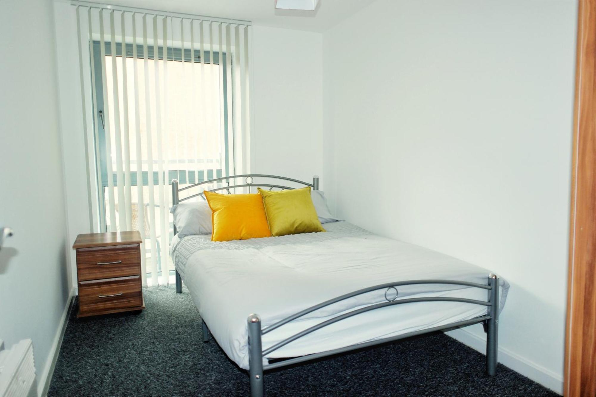2 Bed Ensuite With Balcony And Free Onsite Secure Parking Манчестер Экстерьер фото